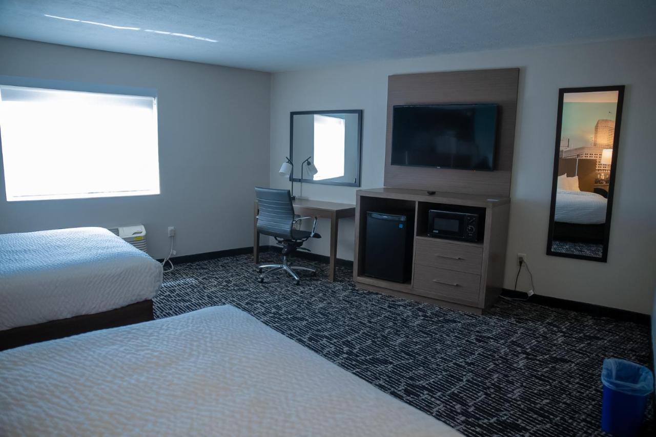 Clarion Pointe Indianapolis Airport Otel Plainfield Dış mekan fotoğraf
